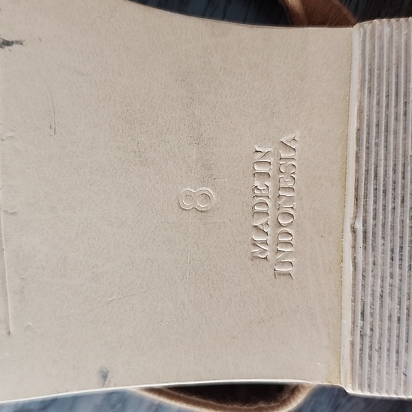 Skemo Beaded Sandals with Crystals in Brown Size 8 - Picture 4 of 7